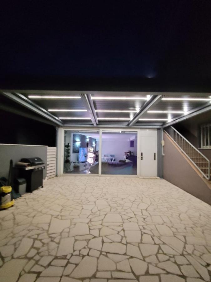 Liams Mansion Villa Koper Buitenkant foto